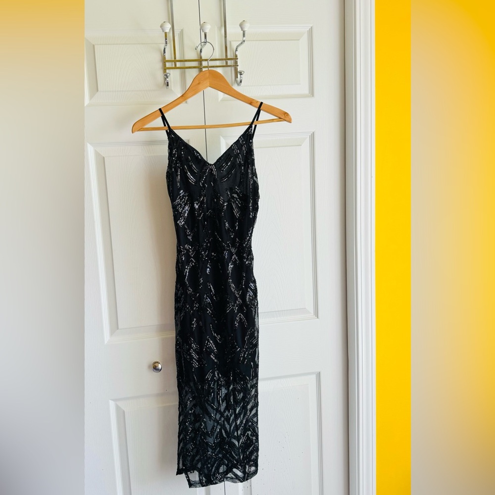 BEADED MIDI DRESS 🖤